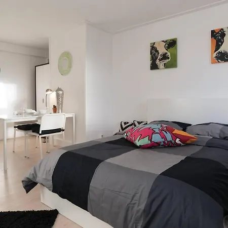 Black & White Studio * Amsterdam